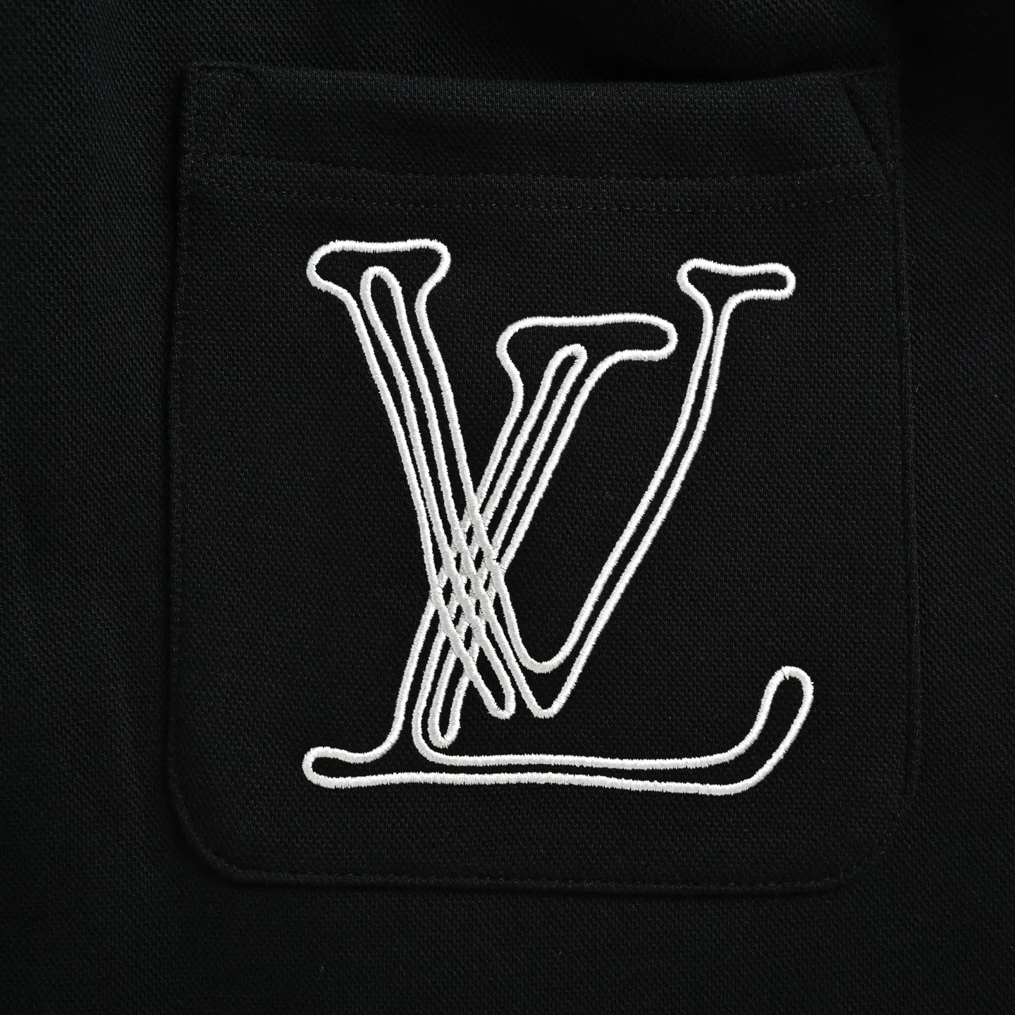 Louis Vuitton/Louis Vuitton signature embroidered letter shorts